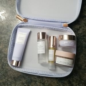 Monat travel size Be Balanced kit